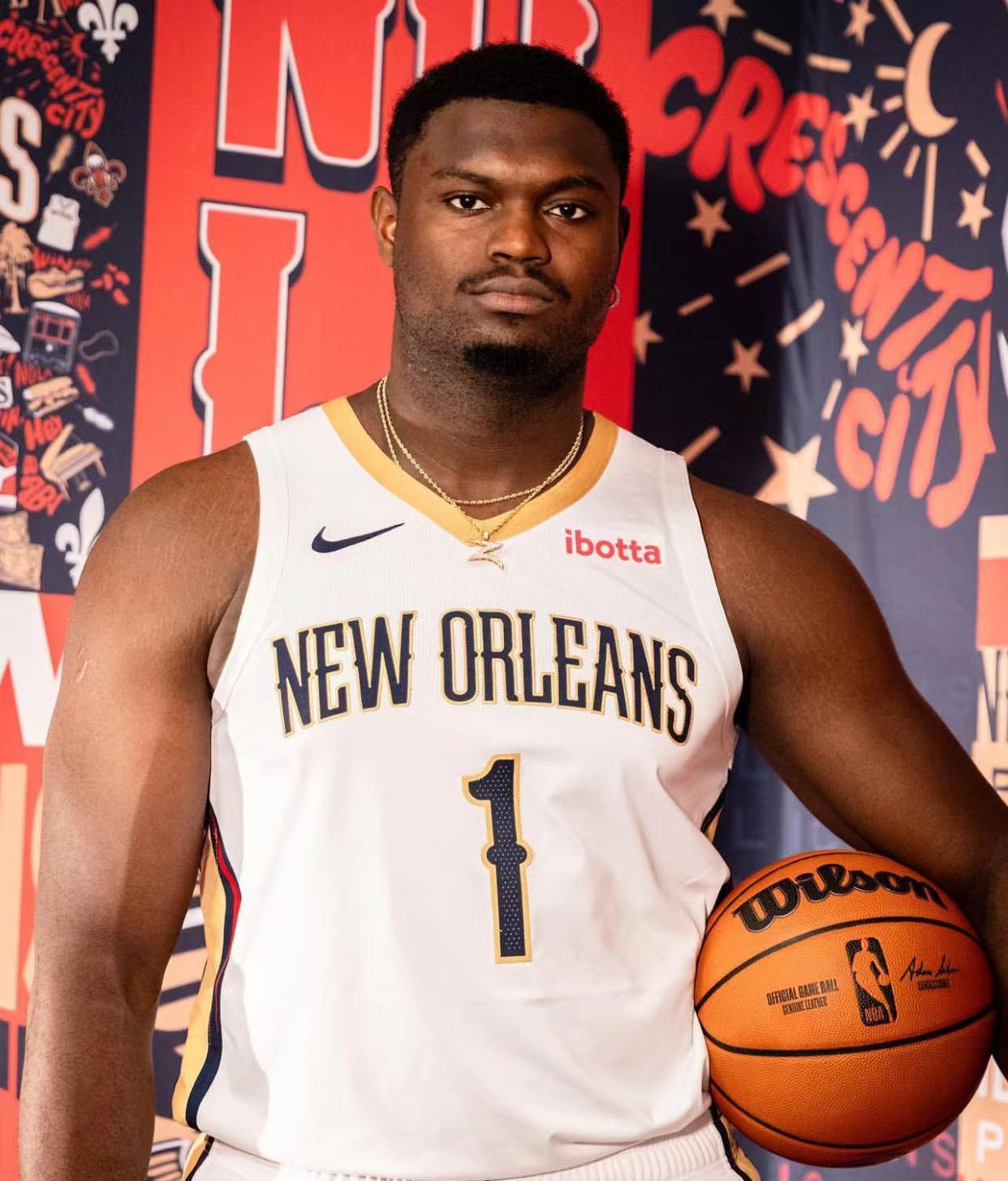 鹈鹕热身赛负于魔术状元锡安状态极佳鹈鹕今天和魔术进行热身赛尽管