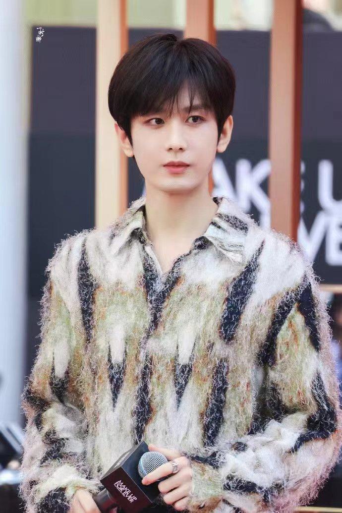 鹿思淇 的想法: 成毅|星光ee,星光熠熠99 | 这是成毅休息了一个月后