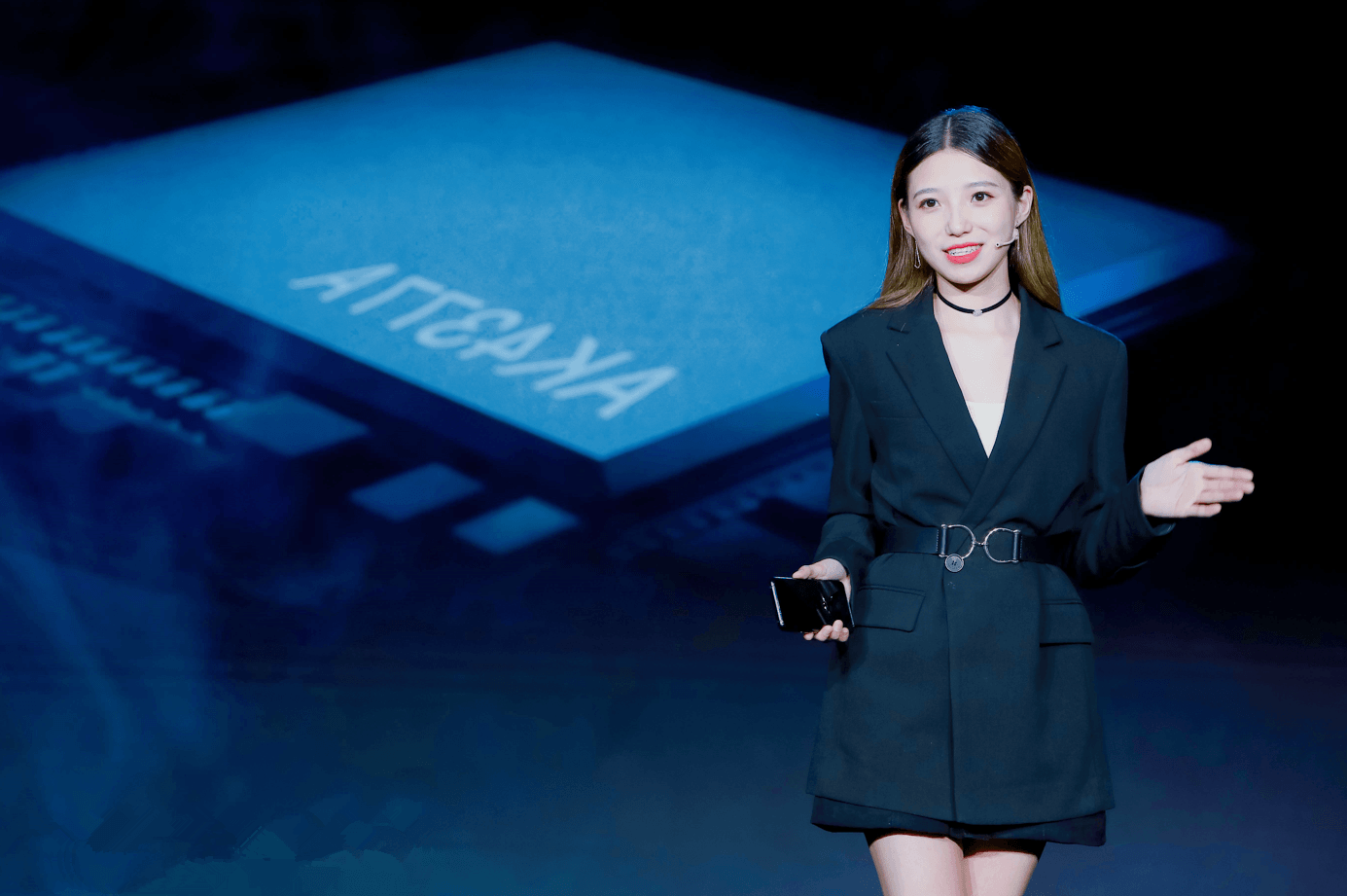 至尚风华 的想法: iqoo产品经理宋紫薇跳槽理想汽车,会给理想汽车带来