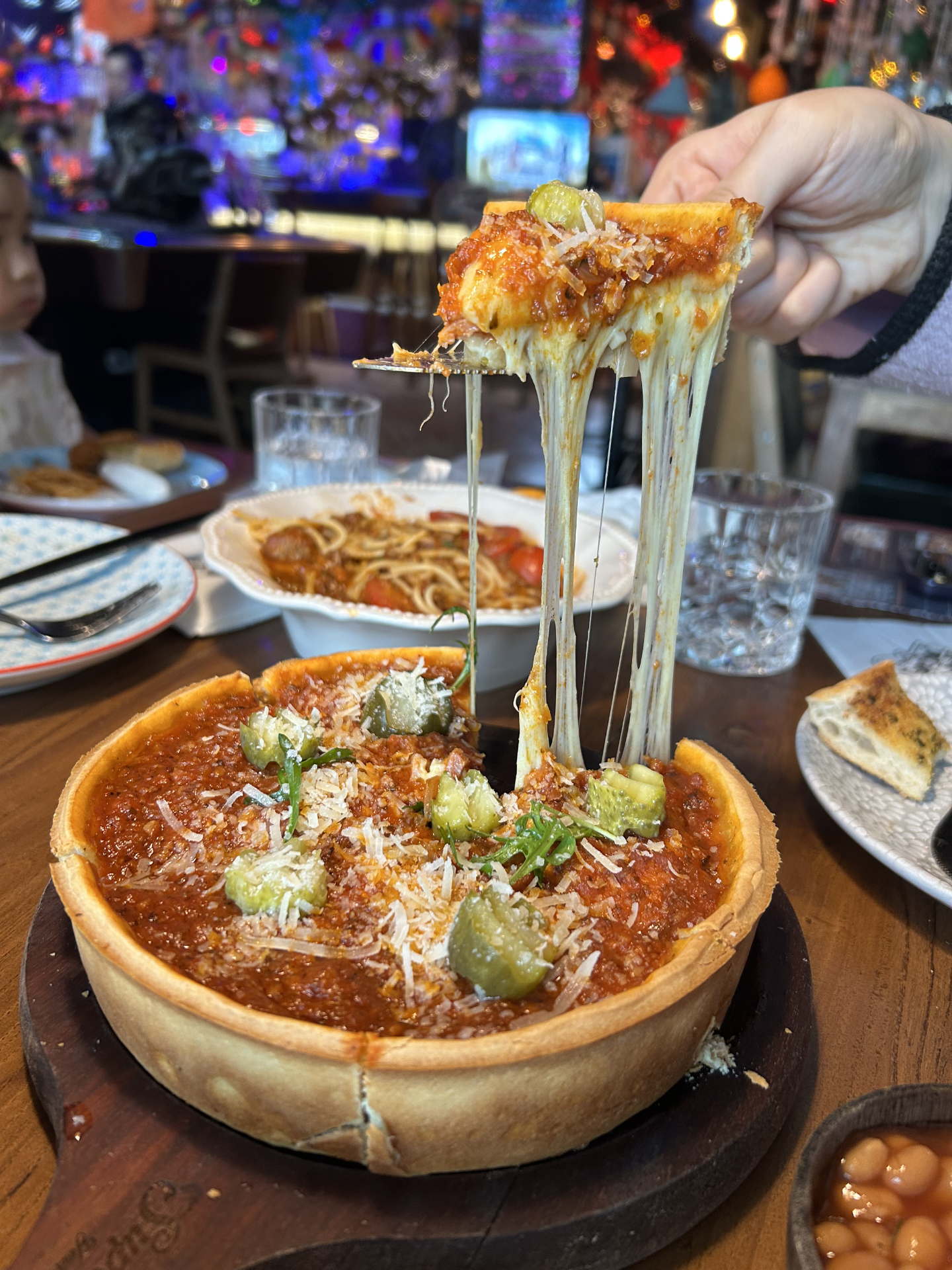 半个青柠 的想法: 美食解药 | 93美食名称:超级碗披萨 br>99在哪