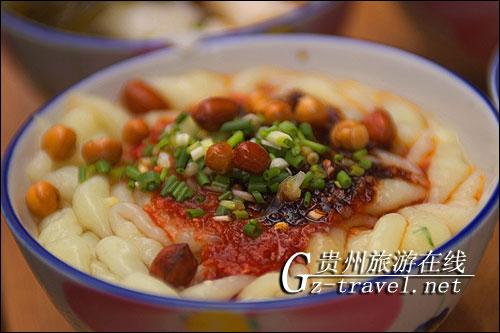我们那很出名的是米豆腐.
