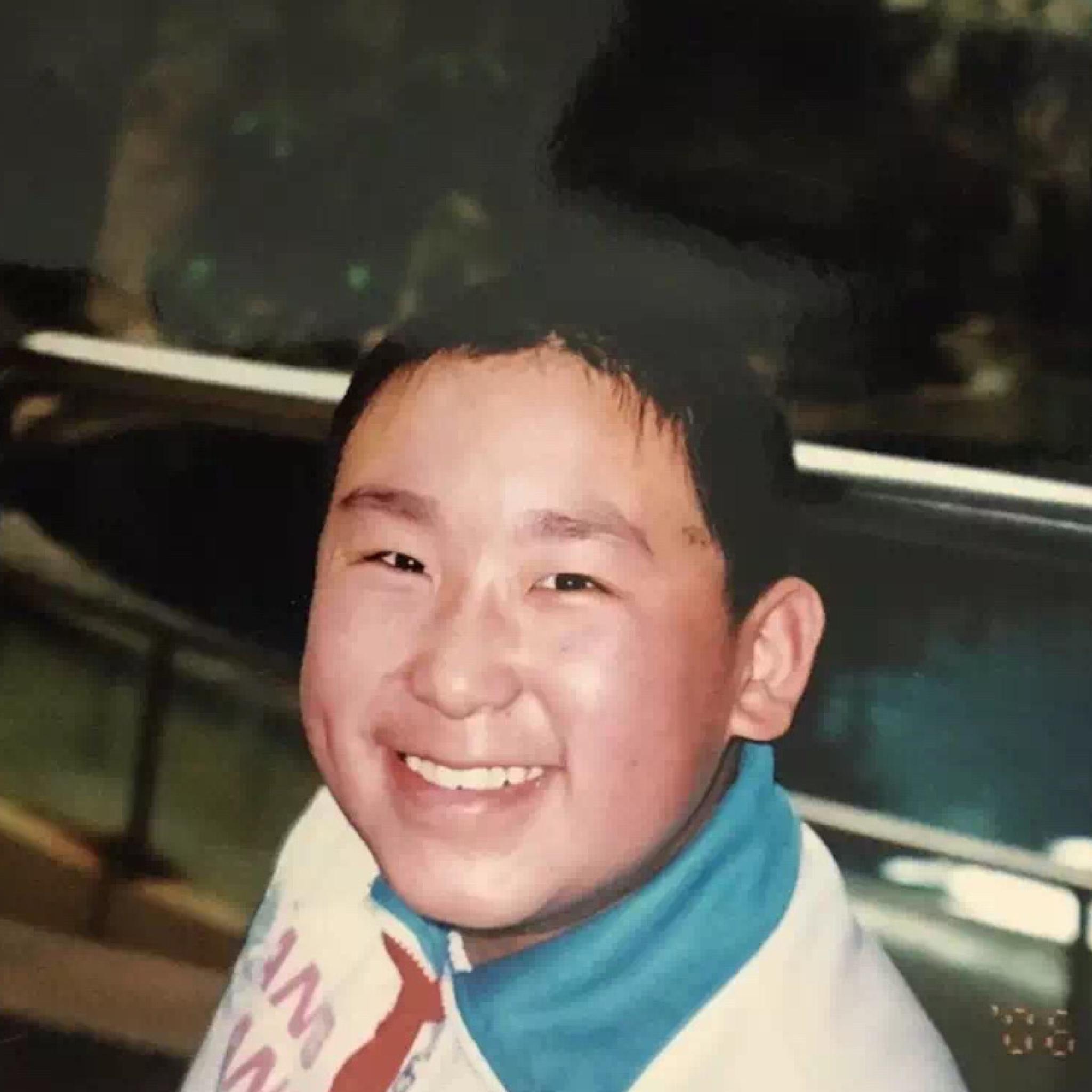 丑的男生是如何变帅的? - 绽放在左脸的回答 -