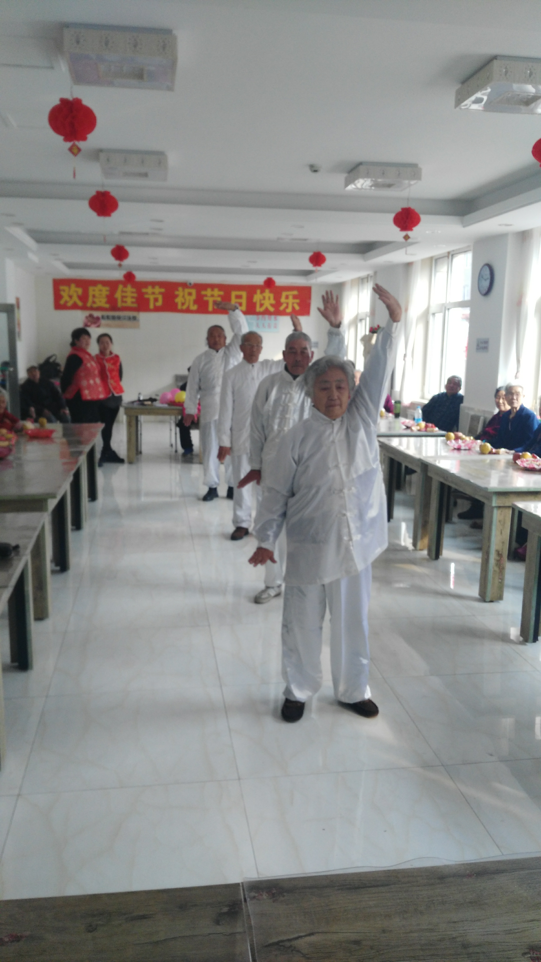 适合老年人的互动小游戏?