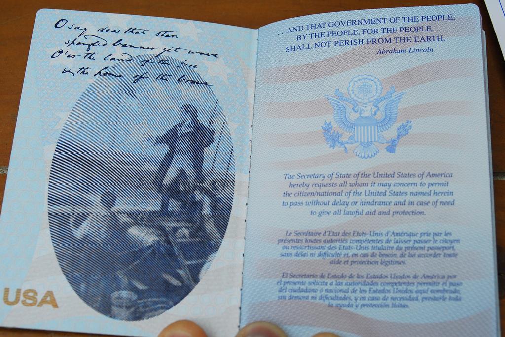 美国护照背面一段话图片