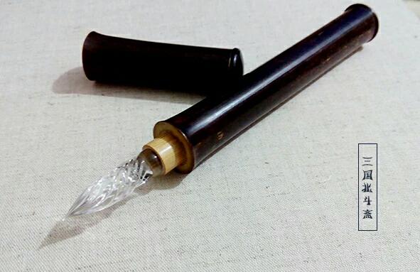 别人送了好多颜色的彩墨,自己没有那么多钢笔