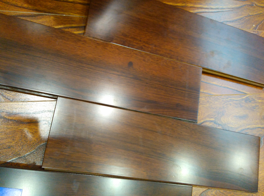 请问实木地板毛榄仁木到底是什么木头?