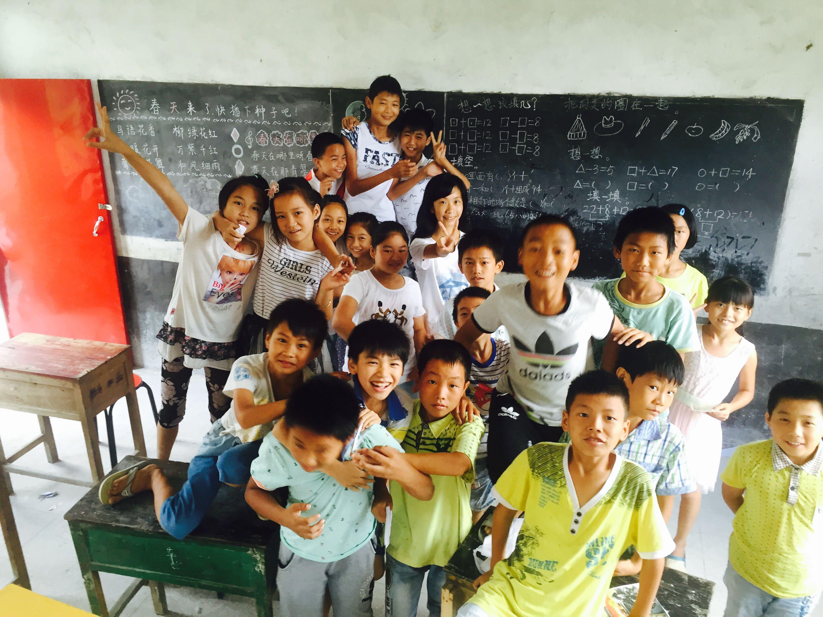 你怎么看待大学生的短期支教?