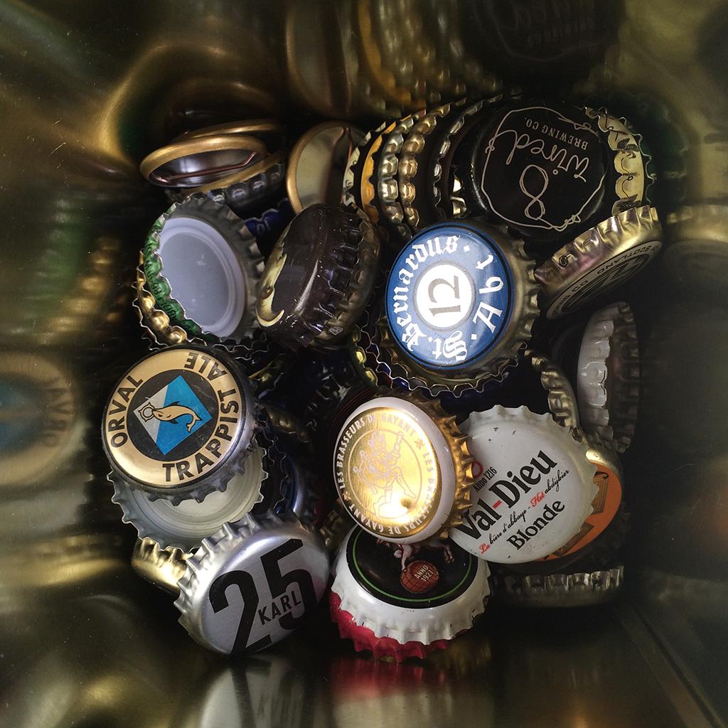 玄铁重剑 王梦雨推荐的自动开瓶器使用起来挺方便的,样子也好看.