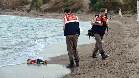 欧州国家是单纯出于人道主义接受难民的吗? -