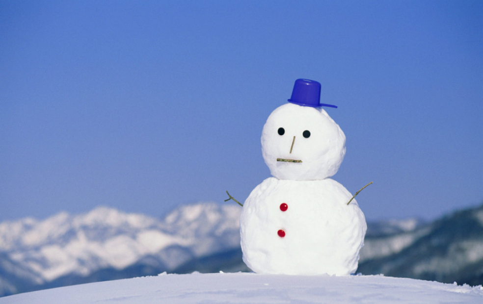 编一个雪人+夏天的组合的可爱小故事?