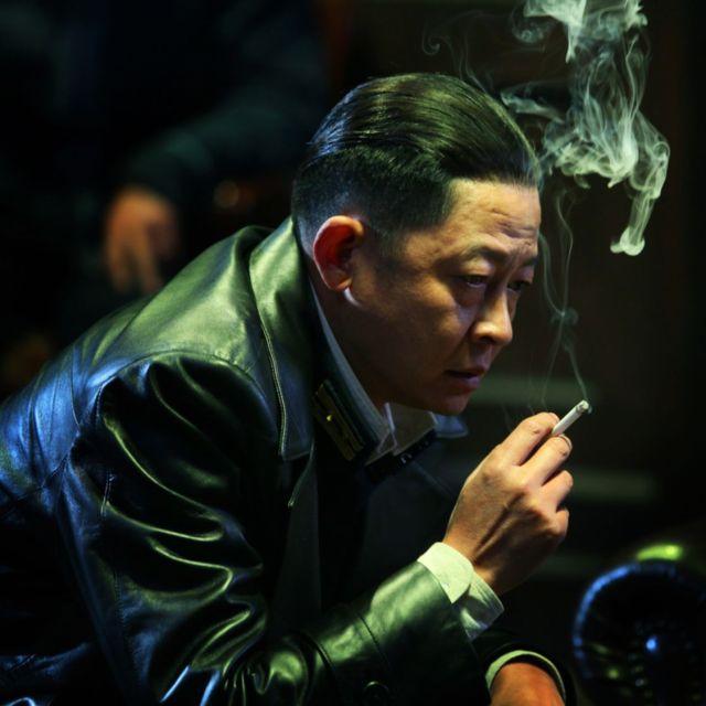 王志文的代表作主要有:《过把瘾》,《黑冰》,《人到四十