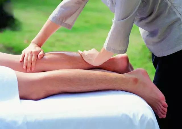 跑步时,小腿疼痛怎么办? - 轻跑飞扬的回答