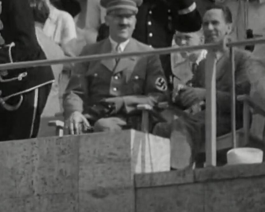 1936年柏林奥运会上希特勒说我们不能不要脸
