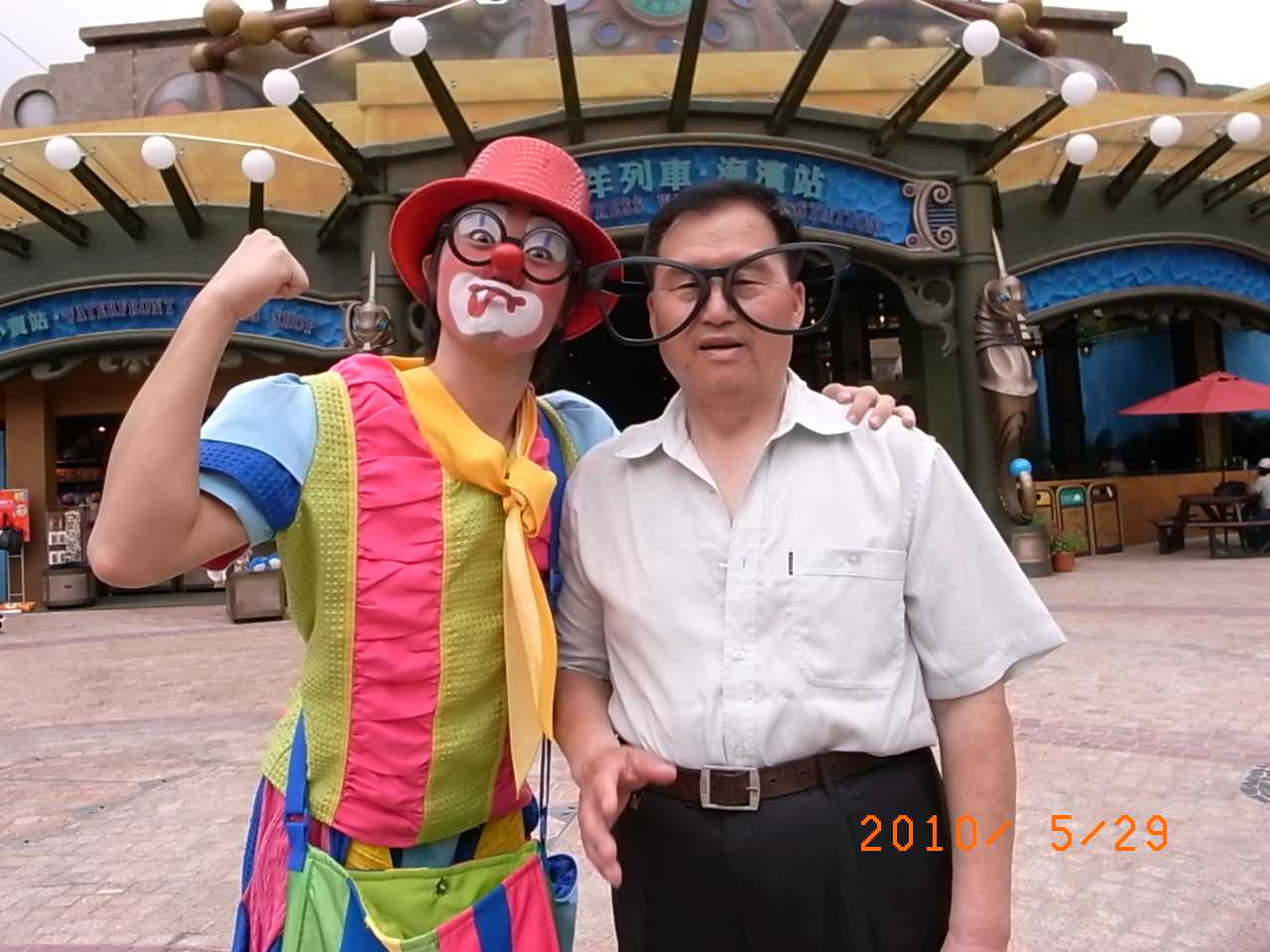 带老人家去香港旅游,计划2-3天,求推荐适合老人