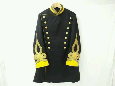 党卫队m32不是军服,它属于政党制服.