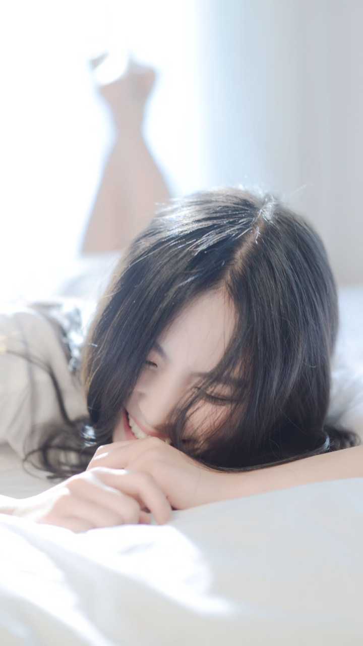 女生白衬衫的搭配有什么推荐?