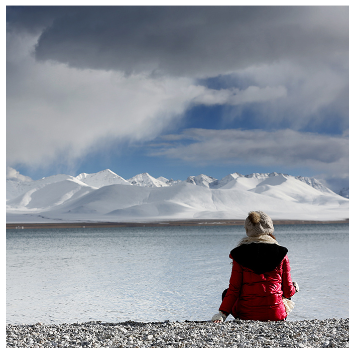 你拍摄的题材(大的自然风光片肯定比你找人多场景随便一照比较好)