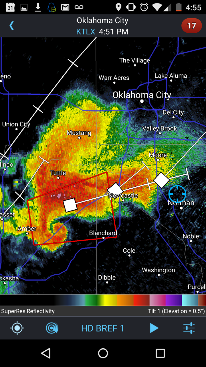 下面是radarscope的一个图,ktlx是okc附近的一个地面雷达,蓝色瞄准镜