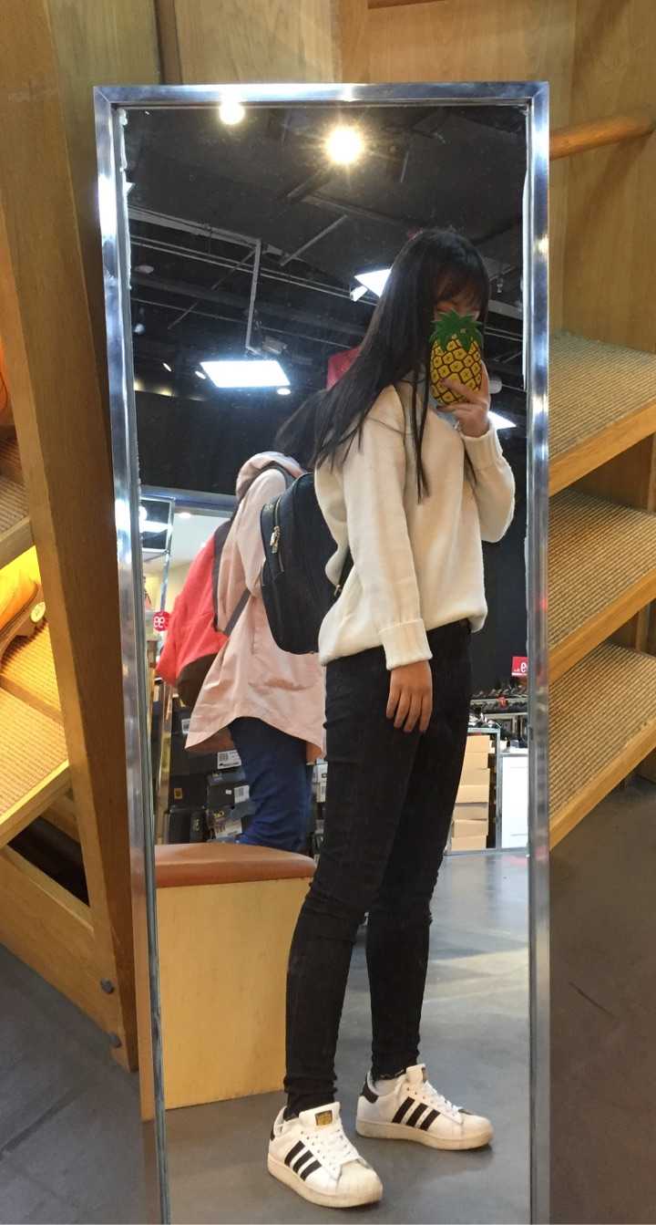 身高165cm 重48kg 全身照不多 待我再找找