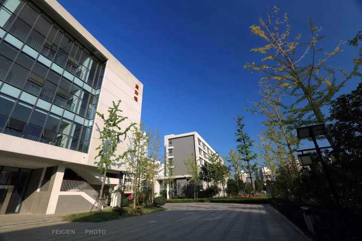 如何评价南京市中华中学?
