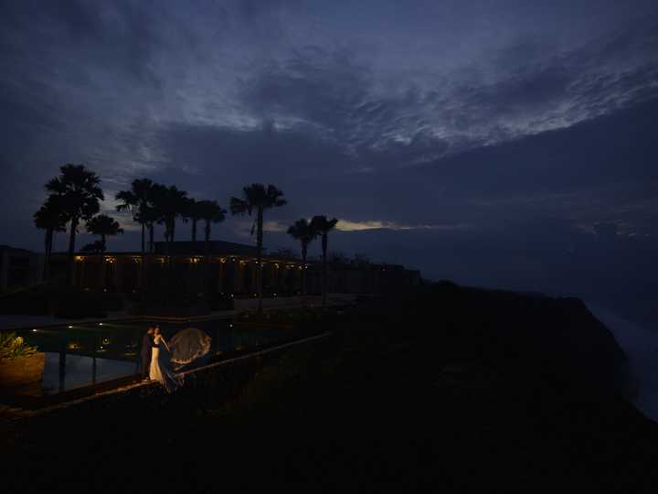 照片过曝成这个样子用ps还能修复吗?