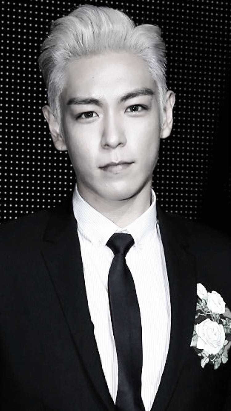 上图为塔普在秀场的时候拍摄的照片,他今年参与了国际秀场的观看.