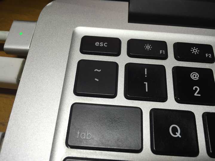 Mac键盘自带输入法怎么打反引号 知乎
