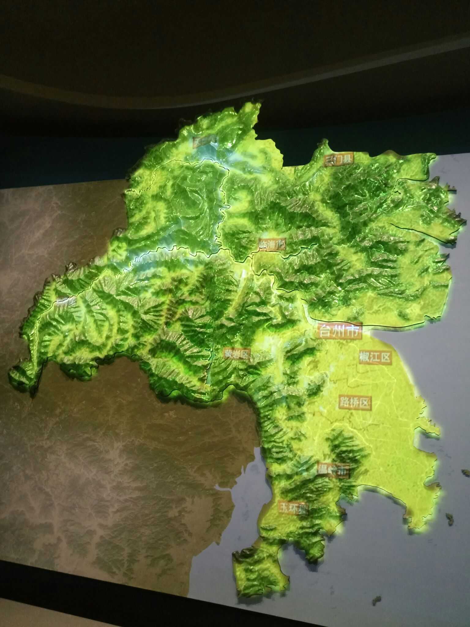 最近台州博物馆开馆之后,去完了博物馆来补充照片～ 浙江省地图镇