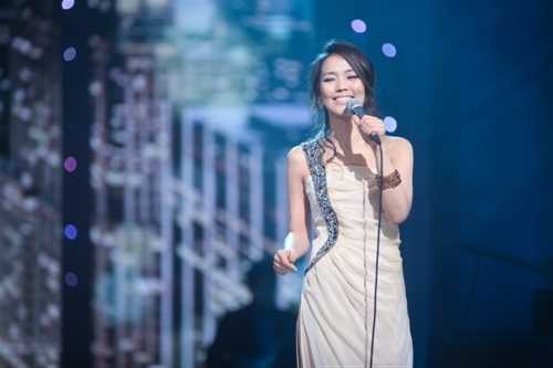 高音质量还有一定提升的空间,她的混声在g5以上仍然很有力度,但是