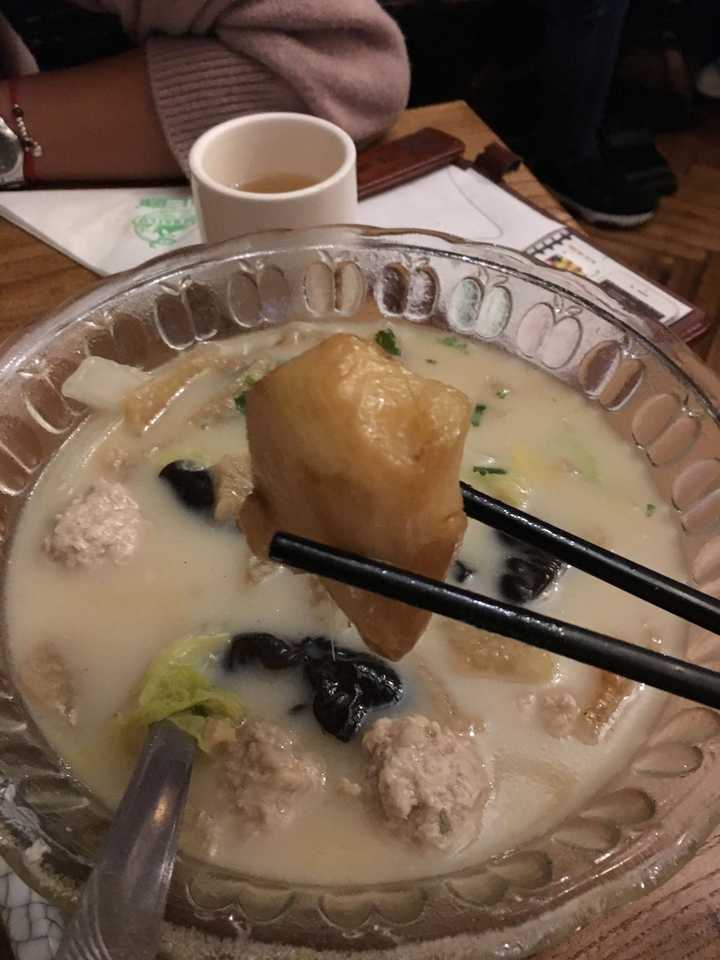 外婆家,綠茶,白鹿等餐廳各自最難吃的三道菜是什麼?