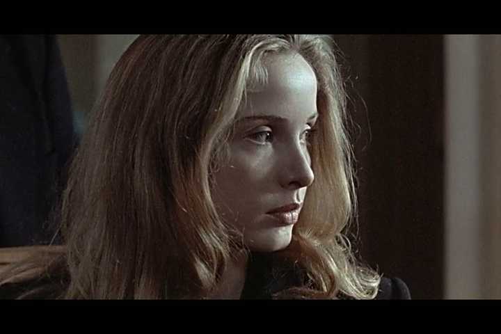 有哪些漂亮的女性剧照或电影截图?