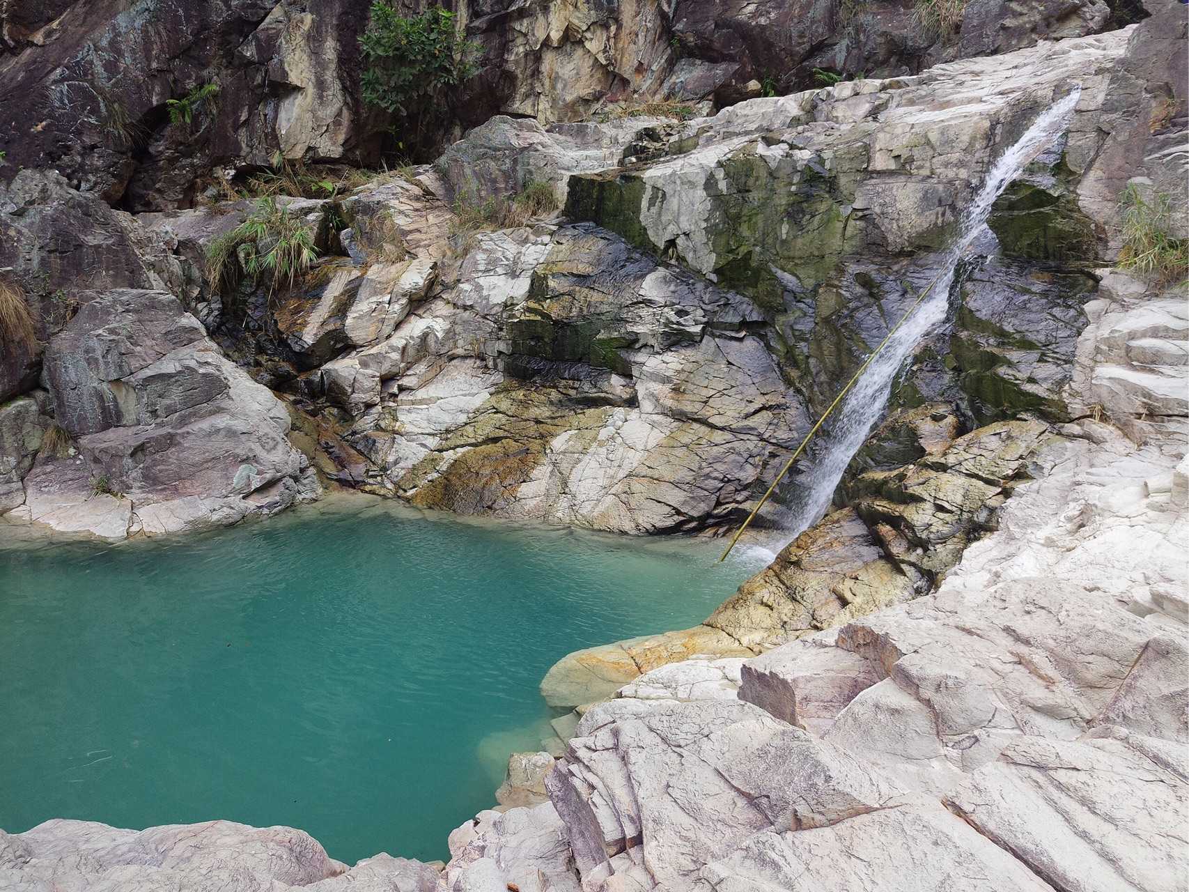 揭西彩石谷 超美!  显示全部