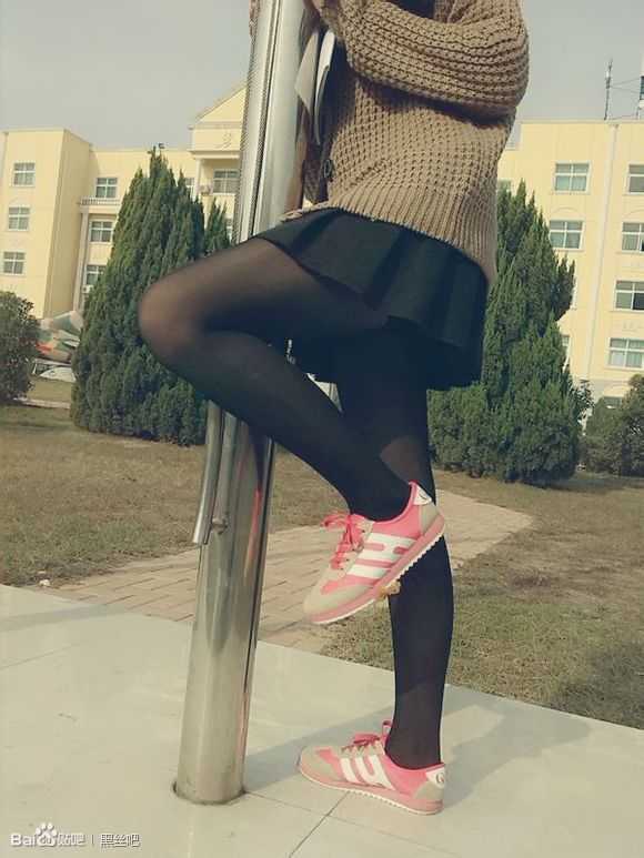 (对不起我盗图了,我不敢跟妹子要图因为我怕挨打) 错误范例2:我随意