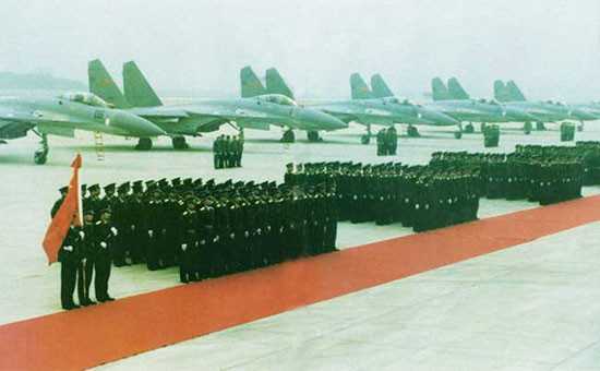 起飞,经蒙古领空,于当日上午10时15分安全飞抵中国安徽芜湖空军基地