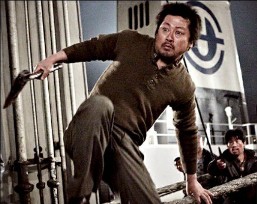 远洋渔船鲁荣渔2682号"11人杀22名同伴"事件如果拍成电影会是怎样?