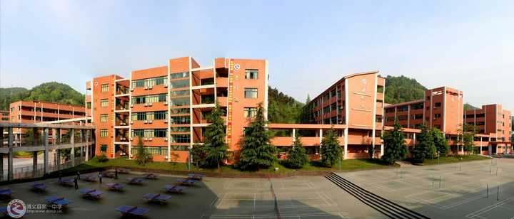 在遵义县第一中学就读是一种怎样的体验?