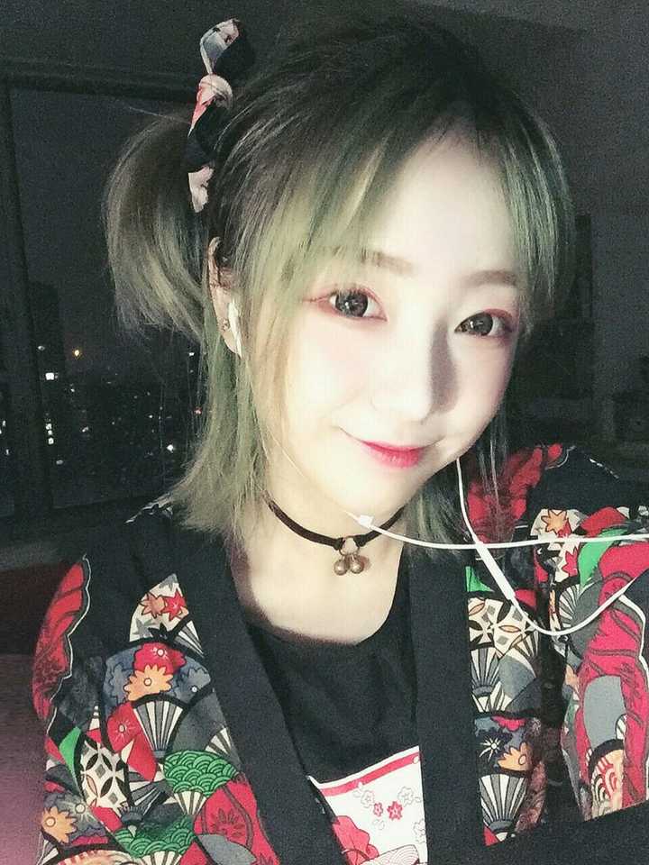 为什么日本妹子笑的很可爱?