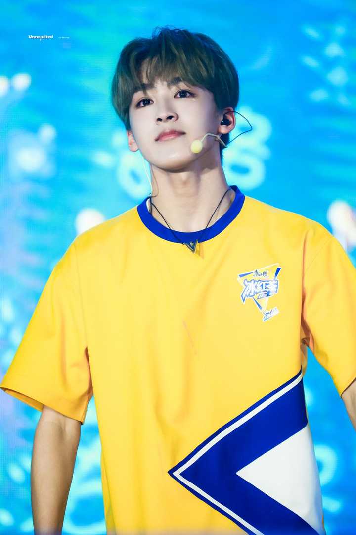 如何评价《创造营2019》的何洛洛?