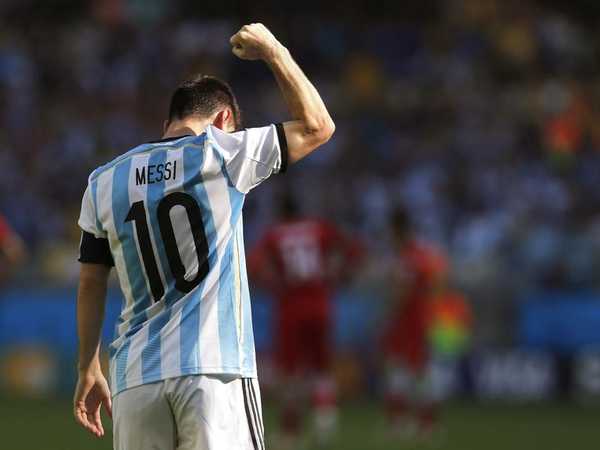 3 月 29 日阿根廷对阵库拉索梅西 17 分钟帽子戏法，如何点评他在赛场的表现？