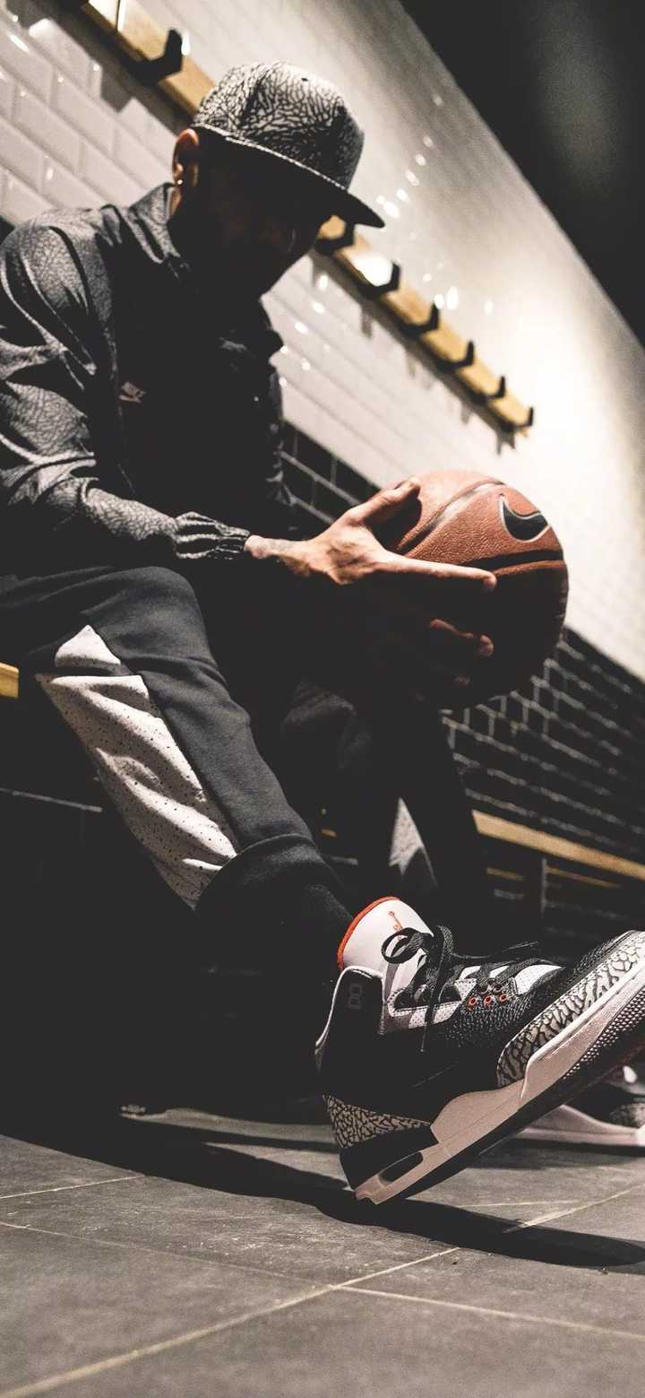 有那些好看的nba或者是篮球方面的手机壁纸,图片.