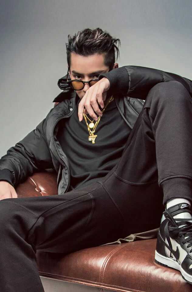 如何评价吴亦凡的身材?