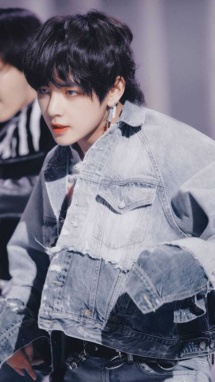 你见过哪些韩国男团中的神颜照片?