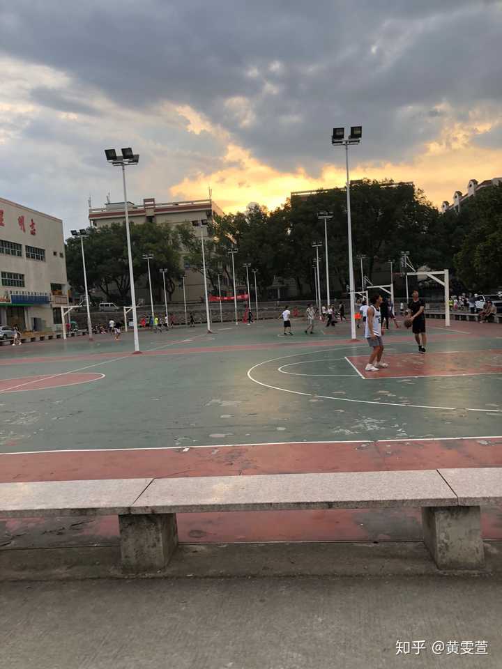 三明学院的宿舍条件如何?校区内有哪些生活设施?