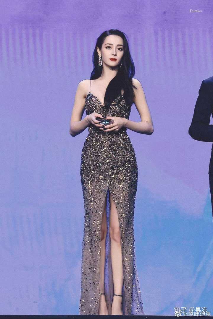 如何看待迪丽热巴今日星光大赏