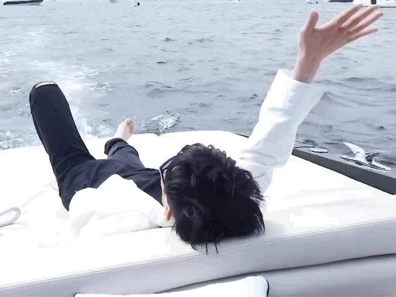 谢邀,本颜狗演技入坑,坑底躺平,再多就不说了.