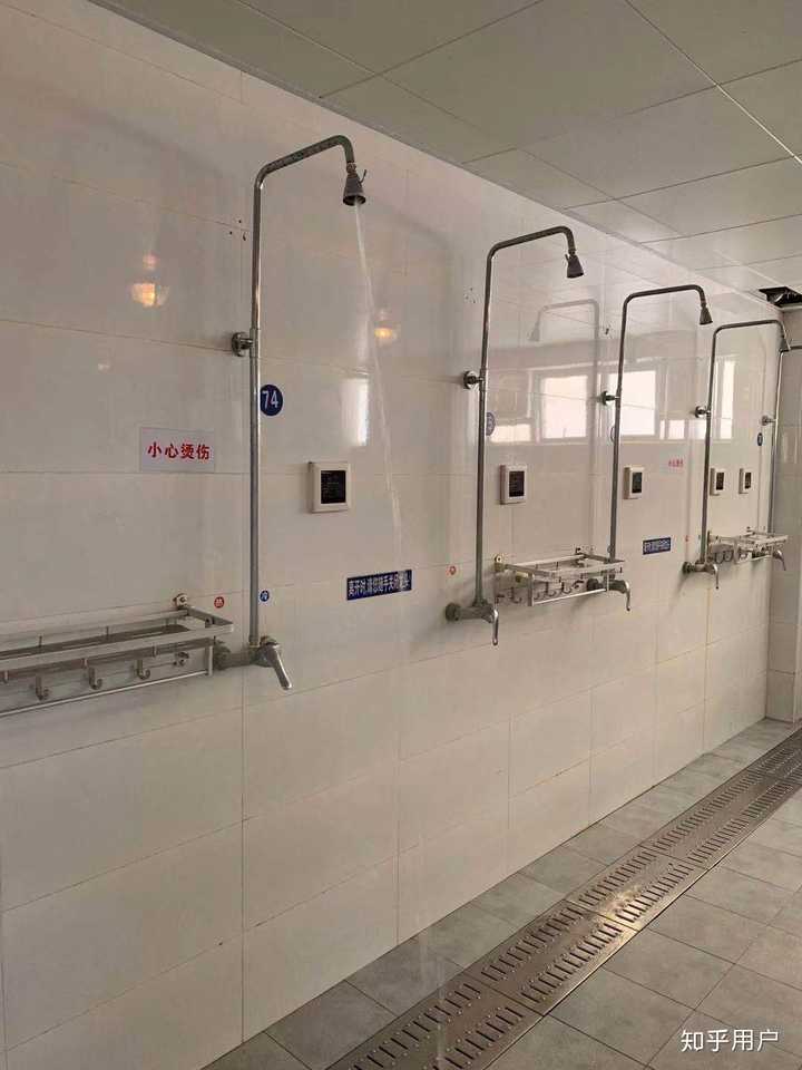 在上海健康医学院就读是怎么样的体验？ - 知乎