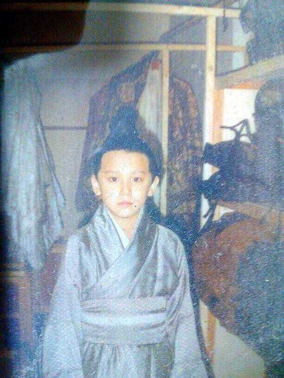 师小红 / 张永强 / 王建新 / 于慧 / 芦勇 / 白凡 / 巴音 / 刘毓滨