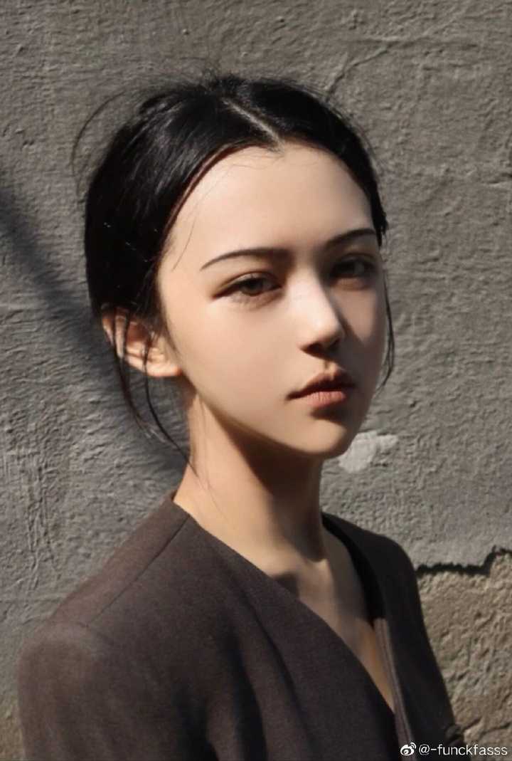 有没有酷酷的女孩头像?