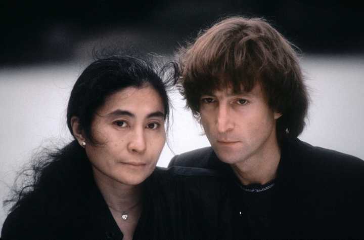列侬与小野洋子的照片图片