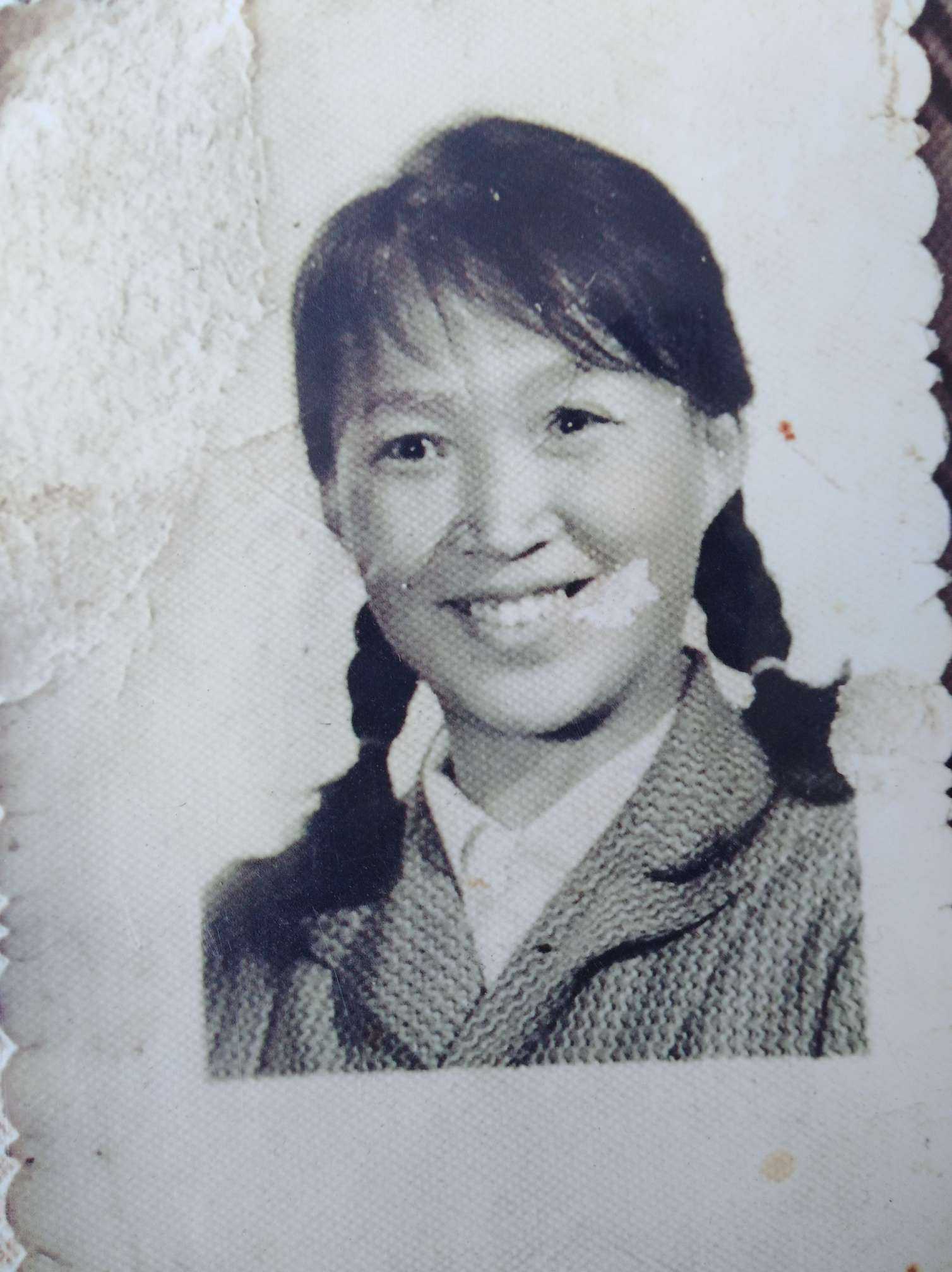 老照片# 奶奶年轻时也是个美女